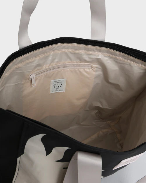 KEENIE TOTE