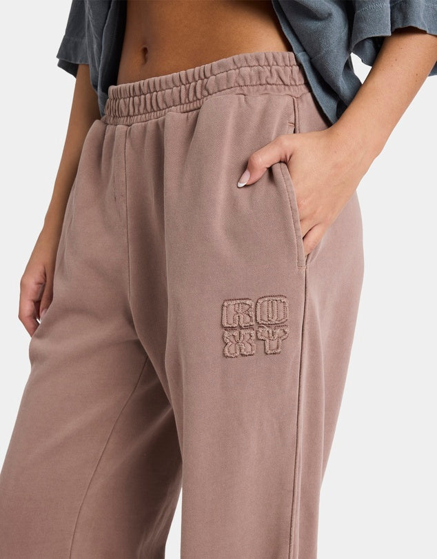 STEPPIN UP TRACKIE PANT