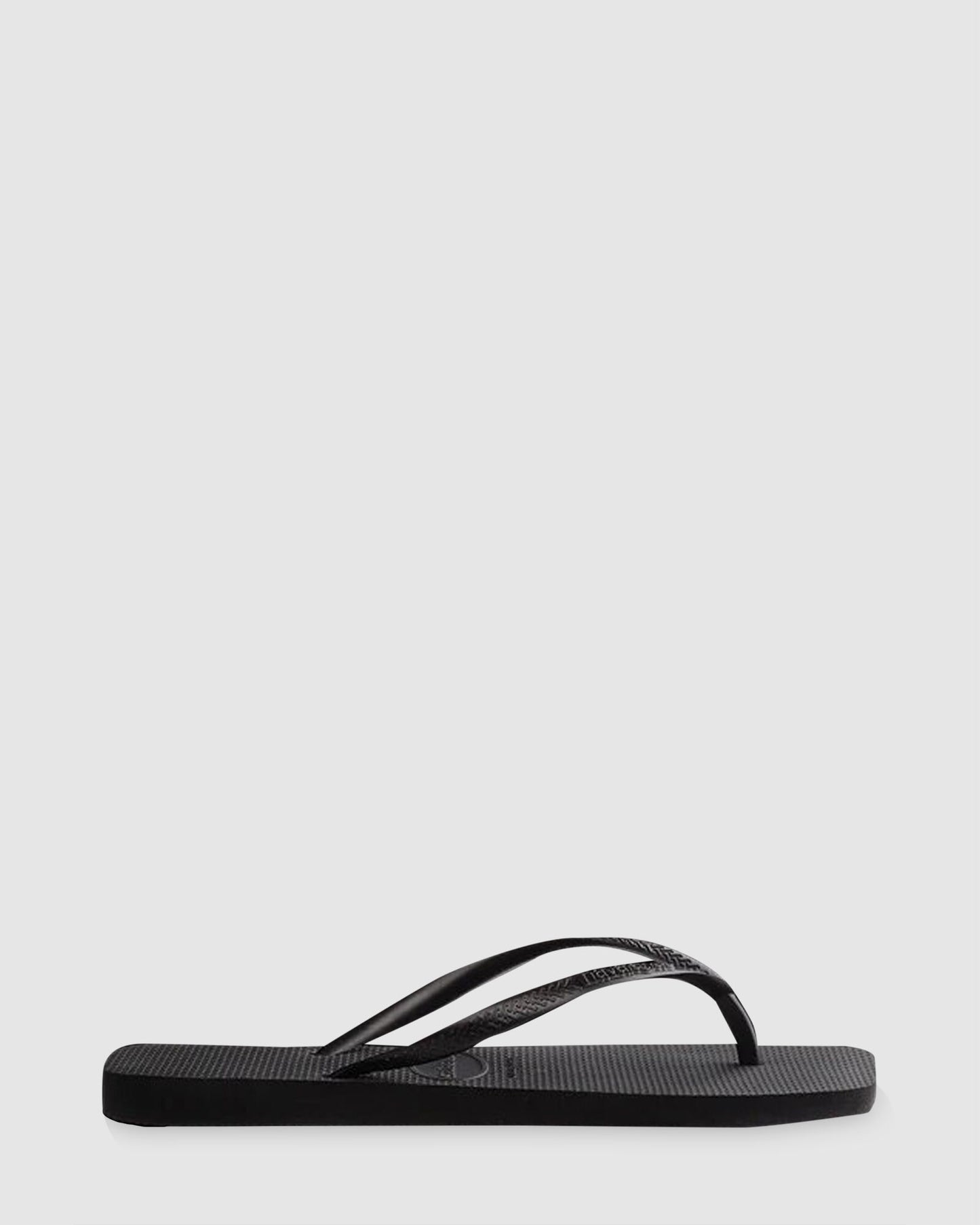 SLIM SQUARE SOLID BLACK FEMALE THONG