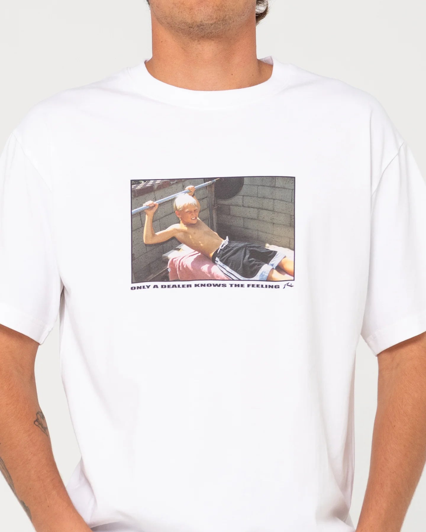 SELLOUT SHORT SLEEVE TEE