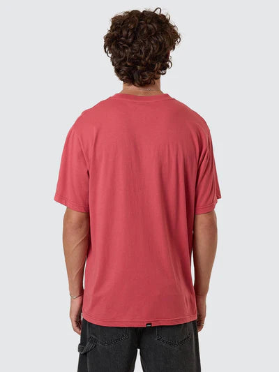 MINIMAL THRILLS MERCH FIT TEE