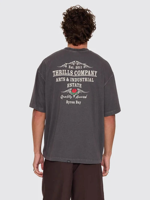 BANNER OF STRENGTH BOX CROP TEE