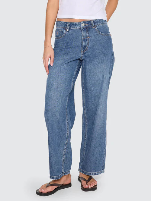 BILLIW LOW RISE BAGGY JEAN