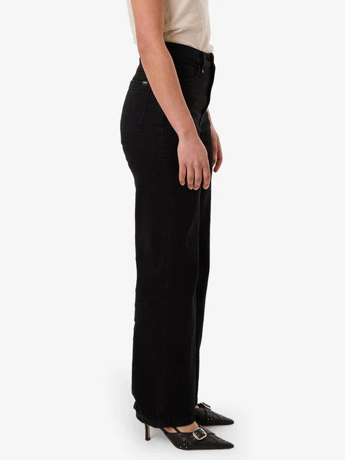 CHERRY STRETCH JEAN