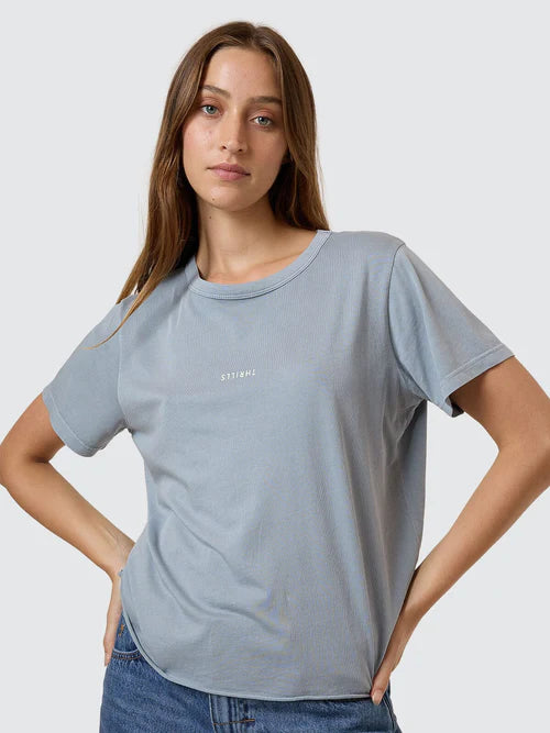 MINIMAL THRILLS RELAXED TEE