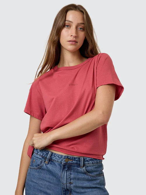 MINIMAL THRILLS RELAXED TEE