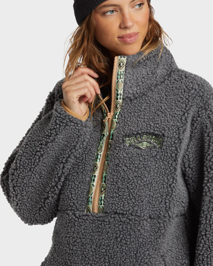 HORIZON MOCK NECK