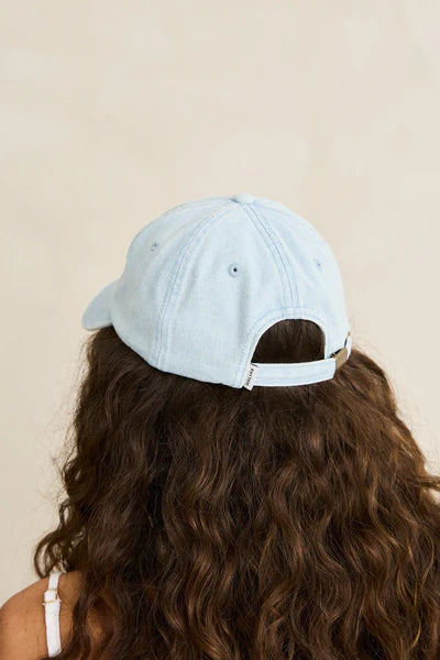 SURF ESSENTIALS DENIM CAP
