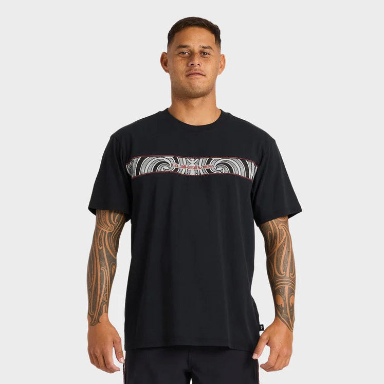 TAKARANGI PANEL SS TEE