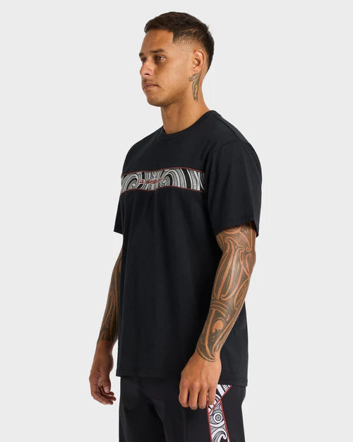 TAKARANGI PANEL SS TEE