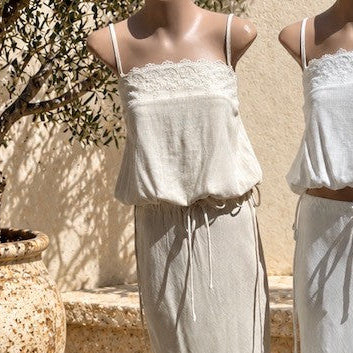 ZAVI LINEN LACE TOP
