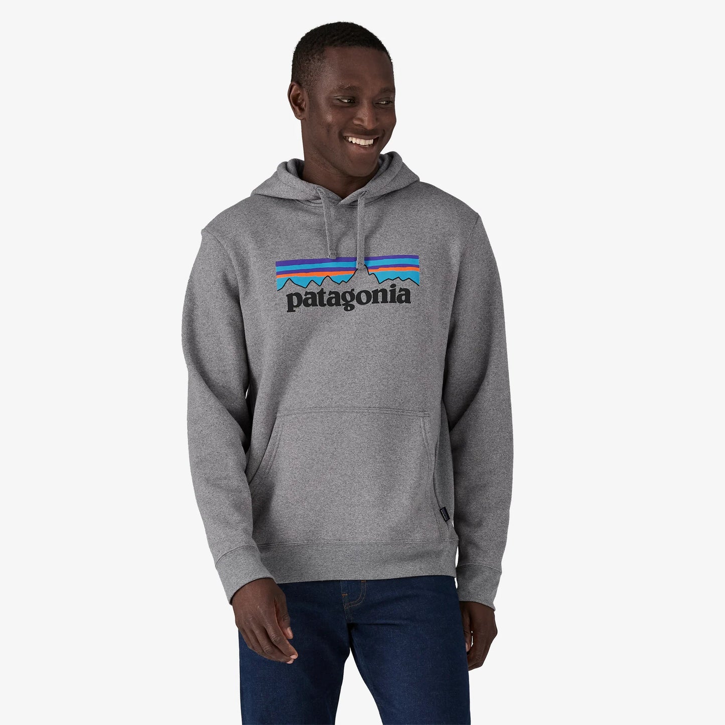 P 6 LOGO UPRISAL HOODY