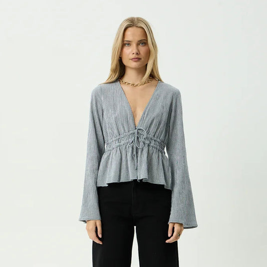 ANNIKA LONG SLEEVE TOP