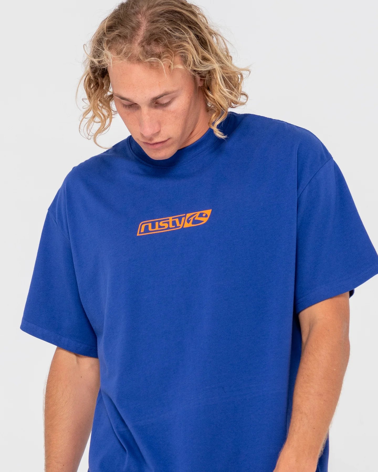 V8 SHORT SLEEVE TEE