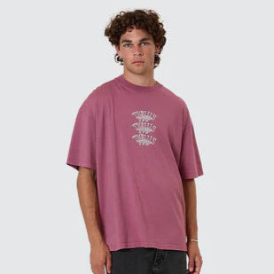 REALITY DREAMS BOX FIT OVERSIZED TEE