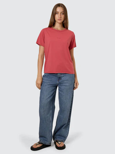 MINIMAL THRILLS RELAXED TEE