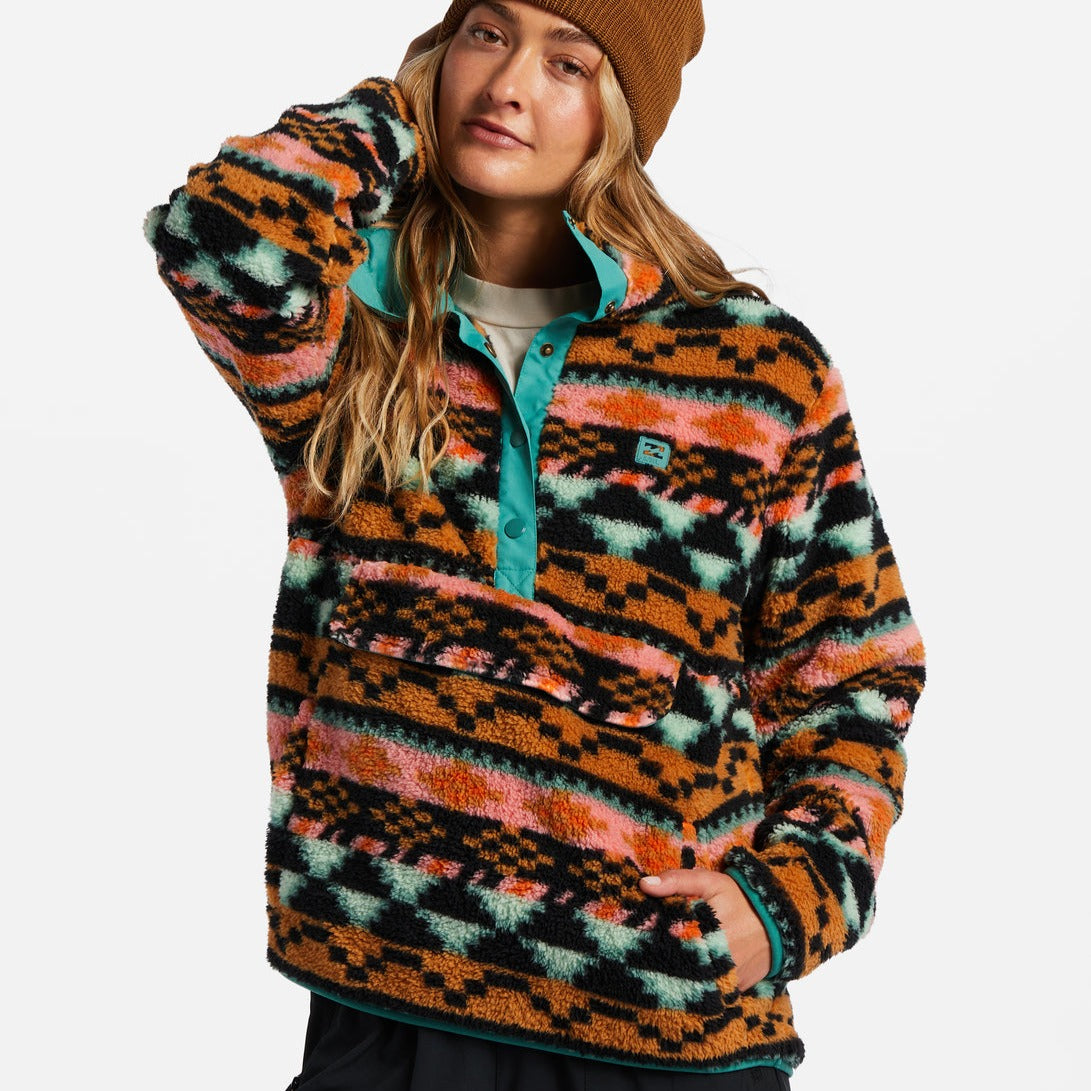 SWITCHBACK PULLOVER