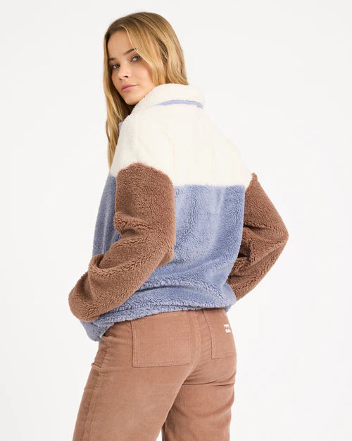 VIBES BACK PULLOVER